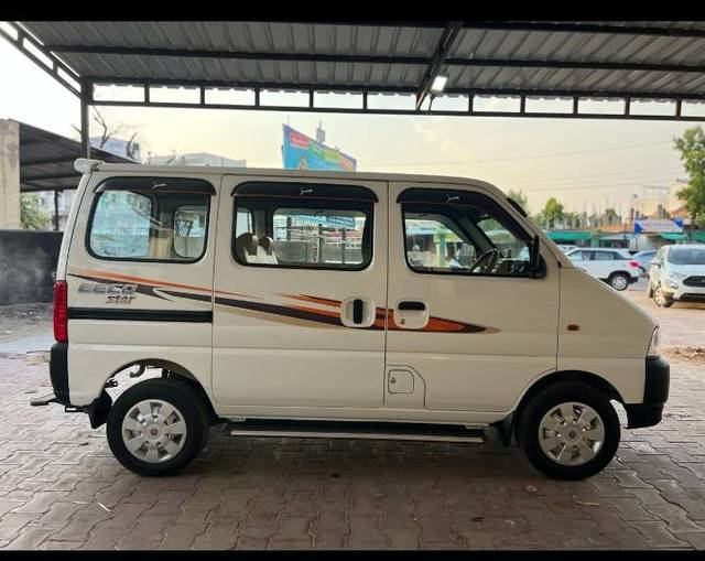 https://images10.gaadi.com/usedgaadi-sellcar/UsedCar/e5dad70aa/47110850-8181-4ede-8480-3902e7bb721d.jpg?imwidth=6402