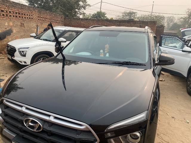 https://images10.gaadi.com/usedgaadi-sellcar/UsedCar/e5dadc4aa/2804dbae-b8b7-43df-8b44-20cb5767e173.jpeg?imwidth=6402