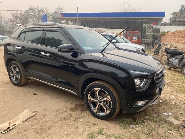 https://images10.gaadi.com/usedgaadi-sellcar/UsedCar/e5dadc4aa/84789423-0398-49b7-9aac-b96440488a6b.jpeg?imwidth=6400