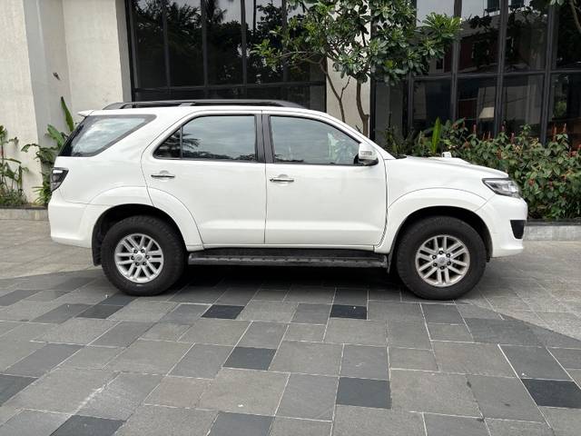 https://images10.gaadi.com/usedgaadi-sellcar/UsedCar/e5db0797a/dfd90768-06d1-4704-a859-b5bfbcf86ca9.jpeg?imwidth=6401