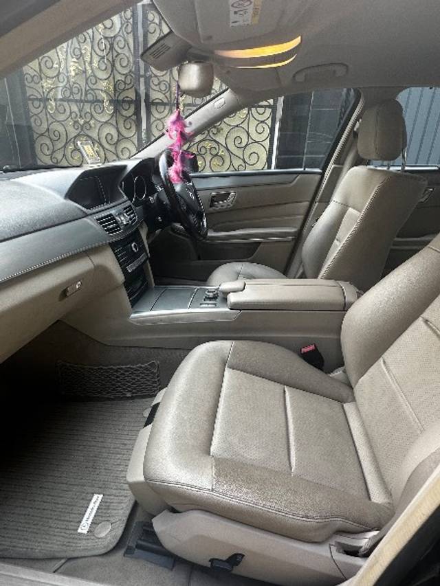 https://images10.gaadi.com/usedgaadi-sellcar/UsedCar/e5db1a41a/3f9f4c4f-c61c-4d8f-af14-9d6ef6c7ca29.jpeg?imwidth=6402