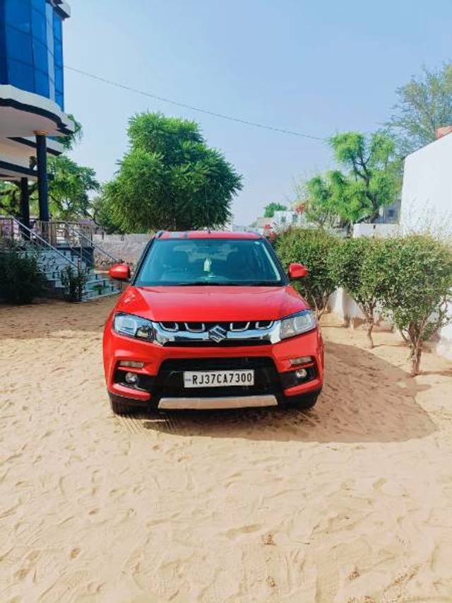 https://images10.gaadi.com/usedgaadi-sellcar/UsedCar/e5db9994a/87dd9893-a2c2-4c8c-826f-8adbd4b0604b.jpg?imwidth=6400