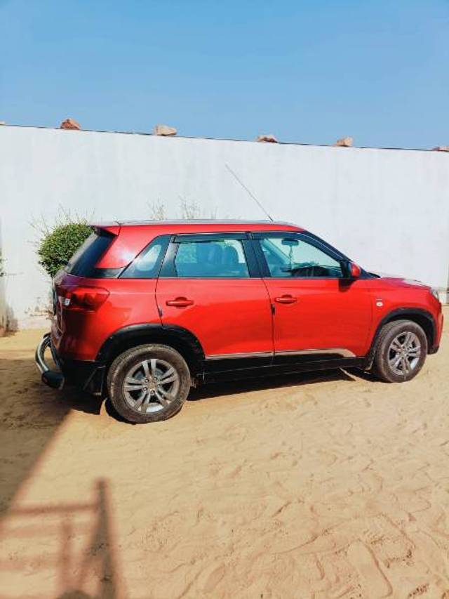 https://images10.gaadi.com/usedgaadi-sellcar/UsedCar/e5db9994a/e3c8cb86-e29c-48db-92a4-728471f2dd40.jpg?imwidth=6402