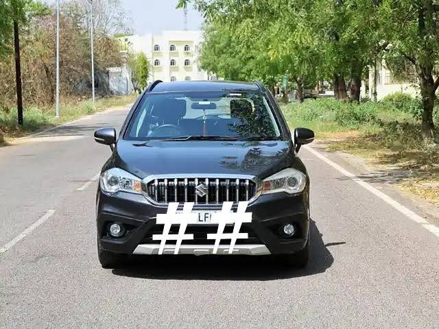 https://images10.gaadi.com/usedgaadi-sellcar/UsedCar/e5dbcddca/f2fc4dff-a18c-4a74-8521-7ad64b609353.jpeg?imwidth=6400