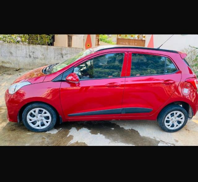 https://images10.gaadi.com/usedgaadi-sellcar/UsedCar/e5dbf45fa/8bf58189-cd72-4484-beb0-5975bf8e8d80.jpeg?imwidth=6401