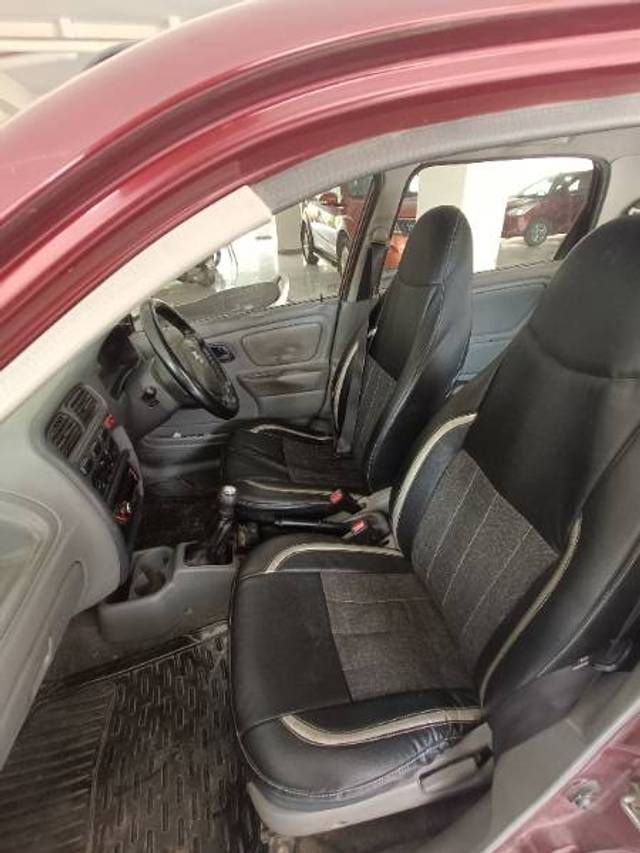 https://images10.gaadi.com/usedgaadi-sellcar/UsedCar/e5dc0bb8a/7dc61e6d-af96-46fe-a0ea-f393486c13ef.jpg?imwidth=6400