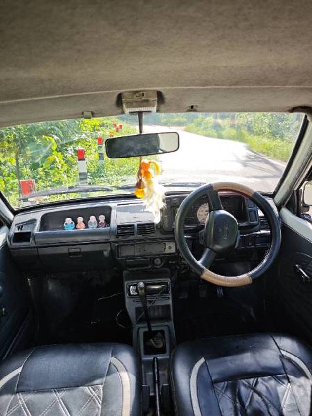 https://images10.gaadi.com/usedgaadi-sellcar/UsedCar/e5dc1947a/117a012b-50fa-4087-9338-21f70e2147e8.jpg?imwidth=6402
