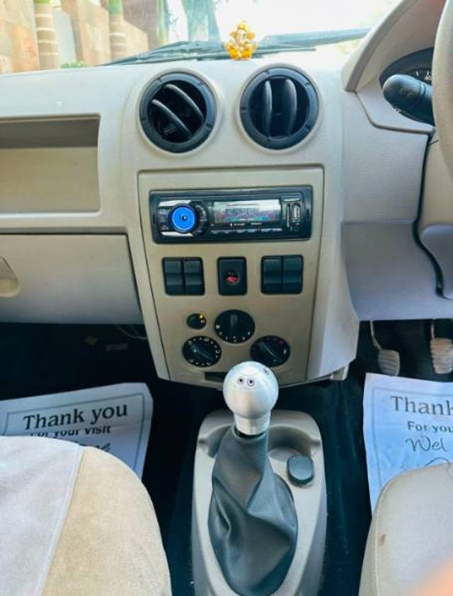 https://images10.gaadi.com/usedgaadi-sellcar/UsedCar/e5dc30b9a/190f943a-ab39-4d77-a2f2-d0a8d4d24ddd.jpg?imwidth=6401