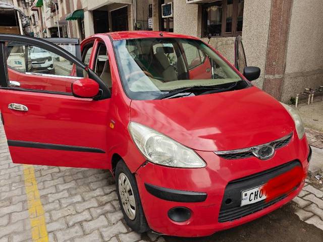https://images10.gaadi.com/usedgaadi-sellcar/UsedCar/e5dca2a3a/cb3560cb-7cf9-4fe6-a856-ac8aeef97331.jpg?imwidth=6400