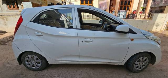 https://images10.gaadi.com/usedgaadi-sellcar/UsedCar/e5dcde13a/b889188c-1f9c-49e8-acec-1793cec11936.jpg?imwidth=6401