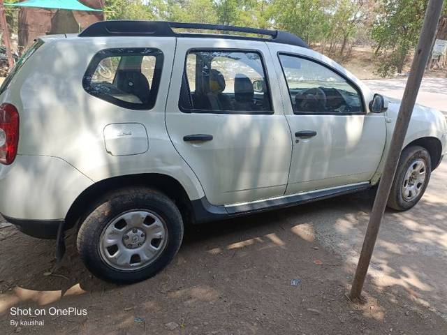 https://images10.gaadi.com/usedgaadi-sellcar/UsedCar/e5dd456da/0163a0b2-4bf4-483e-abfe-343ae3592f56.jpg?imwidth=6401