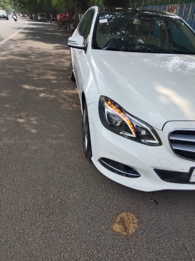 https://images10.gaadi.com/usedgaadi-sellcar/UsedCar/e5dd5100a/10ce278c-f9b0-4545-b17d-8c0e0f5467ea.jpeg?imwidth=6401