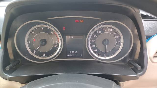 https://images10.gaadi.com/usedgaadi-sellcar/UsedCar/e5dda0c1a/c6f090b0-c20d-4318-a616-ee54ecabeb00.jpg?imwidth=6402