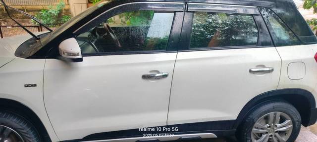 https://images10.gaadi.com/usedgaadi-sellcar/UsedCar/e5dda5a7a/6436fa61-af68-4cbe-b320-251f94b06a42.jpg?imwidth=6402