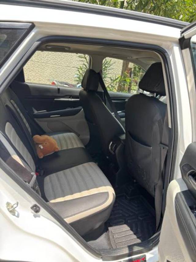 https://images10.gaadi.com/usedgaadi-sellcar/UsedCar/e5ddc65ca/eb531849-ced3-42cf-8b3c-87870aa41942.jpeg?imwidth=6401