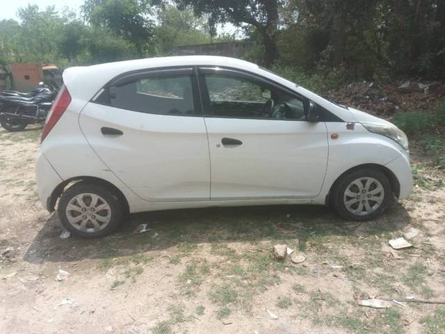 https://images10.gaadi.com/usedgaadi-sellcar/UsedCar/e5de938aa/1a74a13d-e206-4483-bfa1-4e62ef469594.jpg?imwidth=6401