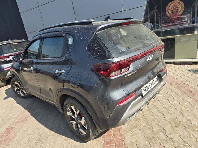 https://images10.gaadi.com/usedgaadi-sellcar/UsedCar/e5deb1bda/38e69750-2838-4528-8381-68a2dc977532.jpg?imwidth=6401