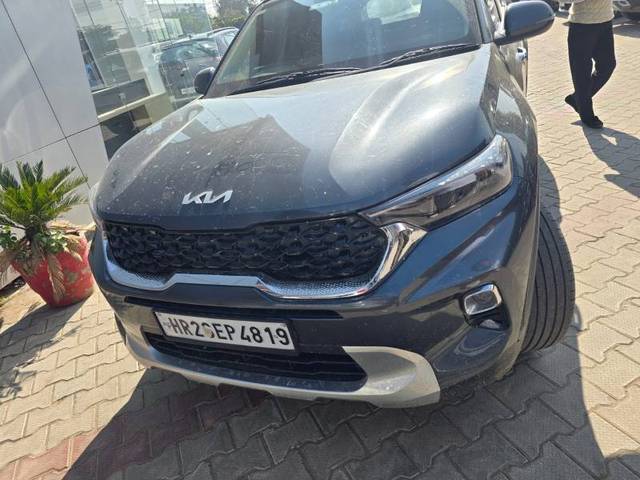 https://images10.gaadi.com/usedgaadi-sellcar/UsedCar/e5deb1bda/d635864c-bcf9-47ef-89c8-8566466a8f02.jpg?imwidth=6400