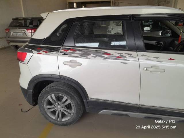 https://images10.gaadi.com/usedgaadi-sellcar/UsedCar/e5df0023a/1c99d49e-bf0c-44b6-b064-d44c28aec0bb.jpg?imwidth=6402