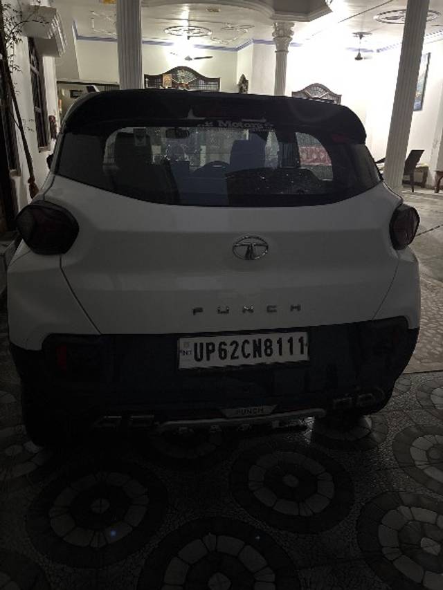 https://images10.gaadi.com/usedgaadi-sellcar/UsedCar/e5df0fa5a/78a7c618-3cda-4271-8de7-d4441d890fa6.jpg?imwidth=6402