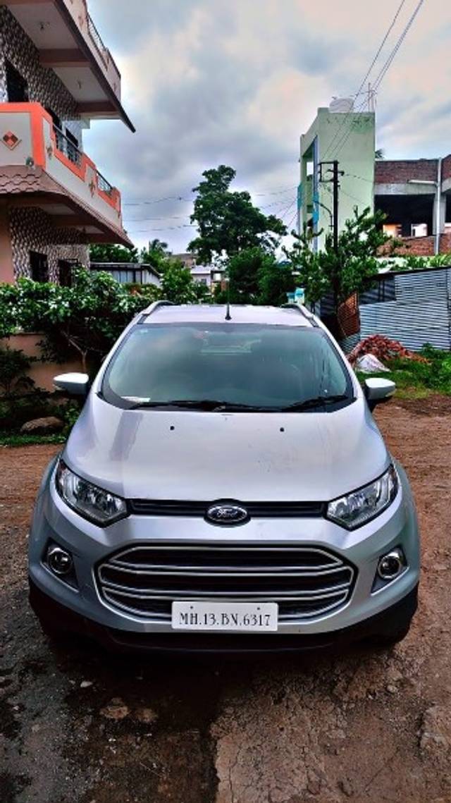 https://images10.gaadi.com/usedgaadi-sellcar/UsedCar/e5df124aa/bc148811-07cf-43c3-be7d-a6b6e8710dcf.jpeg?imwidth=6400