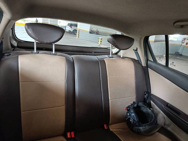 https://images10.gaadi.com/usedgaadi-sellcar/UsedCar/e5dfabaaa/261129ac-d95a-4d8d-9581-3ca2260056df.jpg?imwidth=6401