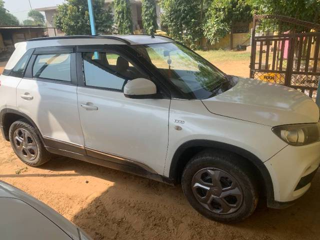 https://images10.gaadi.com/usedgaadi-sellcar/UsedCar/e5dfca56a/93df4f15-a0d1-4915-9c82-4bc23233799c.JPG?imwidth=6400