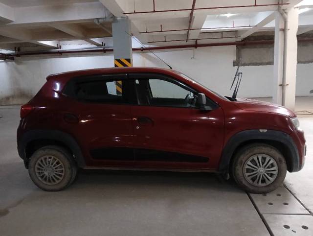 https://images10.gaadi.com/usedgaadi-sellcar/UsedCar/e5dfd090a/2b5e20e6-01fe-4416-842f-0efb0e845edd.jpg?imwidth=6401