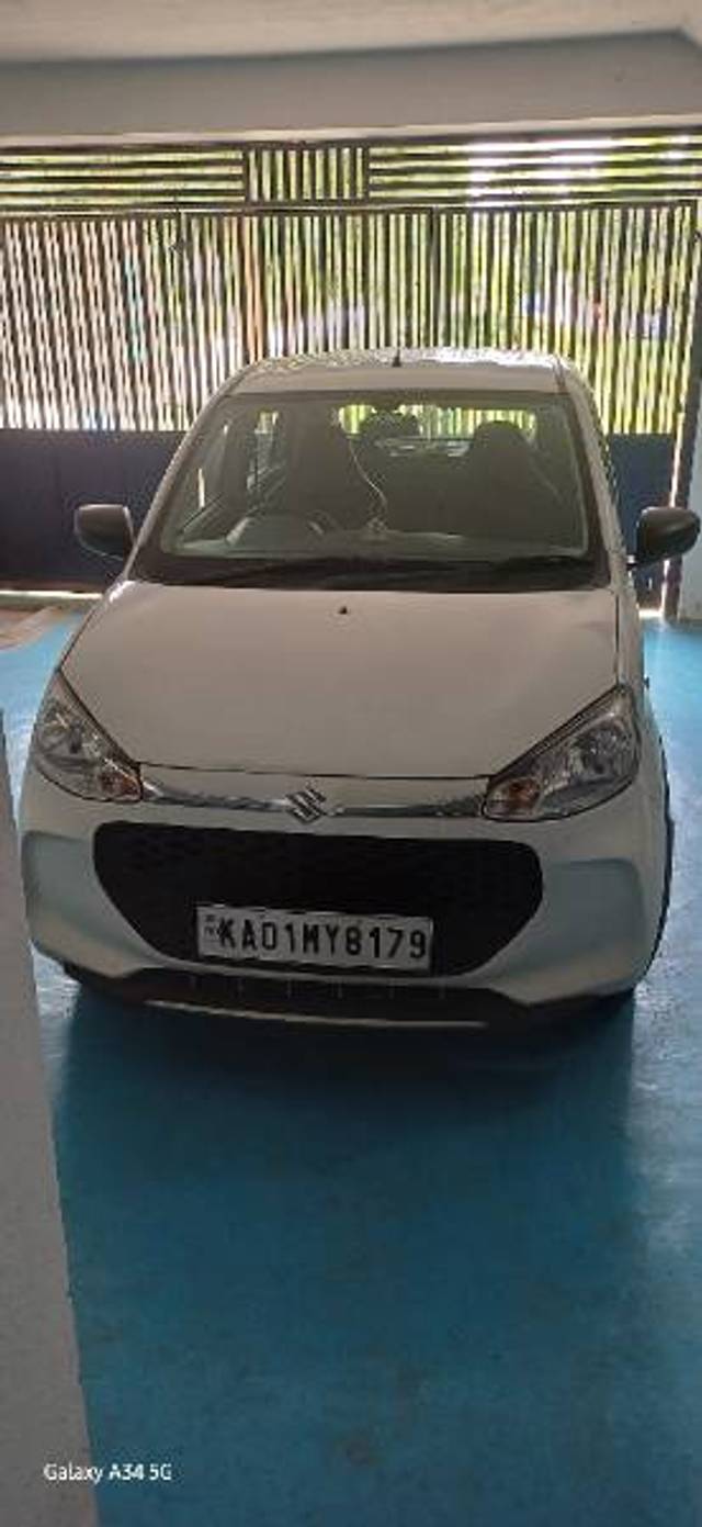 https://images10.gaadi.com/usedgaadi-sellcar/UsedCar/e5e04f3ea/688ee953-1dd6-4079-a019-2a33a536ca85.jpg?imwidth=6400