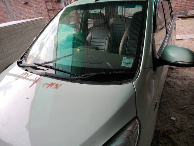 https://images10.gaadi.com/usedgaadi-sellcar/UsedCar/e5e06a83a/df06acc8-16a9-4ef8-b1f4-c50ed478b79d.jpg?imwidth=6401