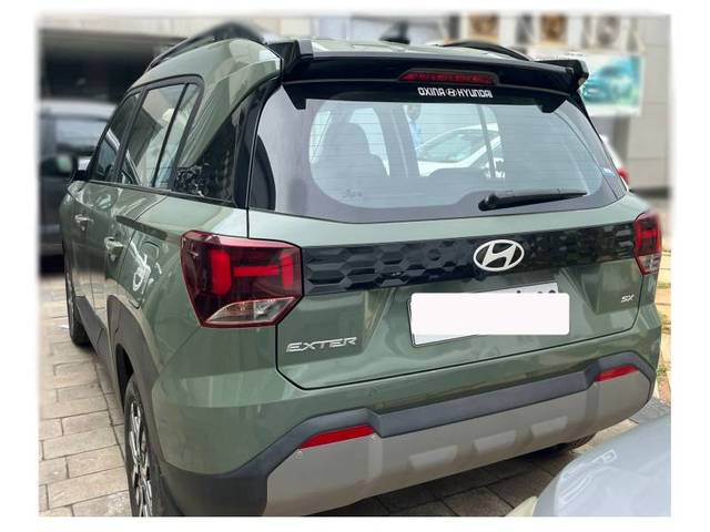 https://images10.gaadi.com/usedgaadi-sellcar/UsedCar/e5e08e29a/d9acbf19-929a-40f1-b904-dd9d9e05a066.jpg?imwidth=6401