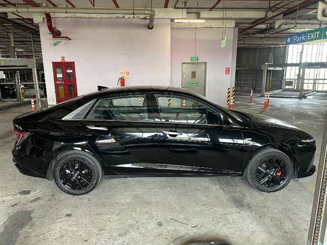 https://images10.gaadi.com/usedgaadi-sellcar/UsedCar/e5e14c4da/c4538798-b805-437d-84dc-dbbf3f669247.jpeg?imwidth=6402