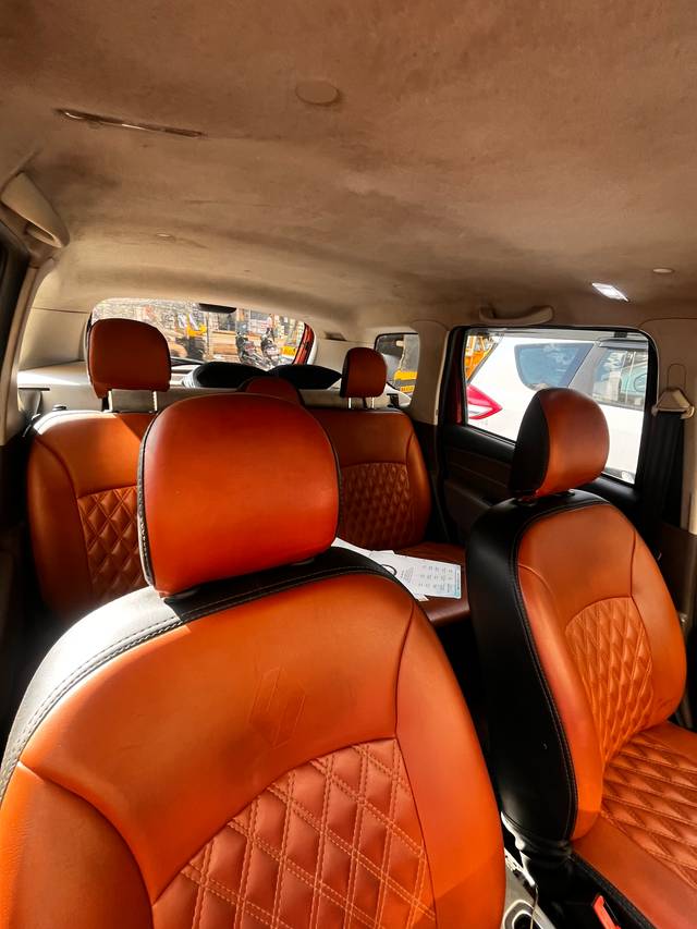 https://images10.gaadi.com/usedgaadi-sellcar/UsedCar/e5e16628a/2f75c660-21f8-4c08-8937-febe0098ebbf.jpeg?imwidth=6402