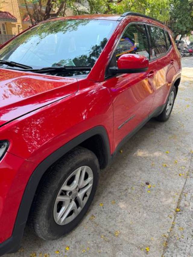 https://images10.gaadi.com/usedgaadi-sellcar/UsedCar/e5e177baa/28b41747-2a34-4cc2-a8fe-57be9d37fbe6.jpg?imwidth=6400