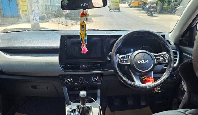 https://images10.gaadi.com/usedgaadi-sellcar/UsedCar/e5e1e059a/1e3db9a7-b868-47a5-a93e-6ab7335551ea.jpeg?imwidth=6401