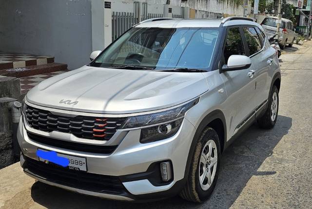 https://images10.gaadi.com/usedgaadi-sellcar/UsedCar/e5e1e059a/d7c1f364-6f47-4483-ba35-7690d0fdc9dc.jpeg?imwidth=6400