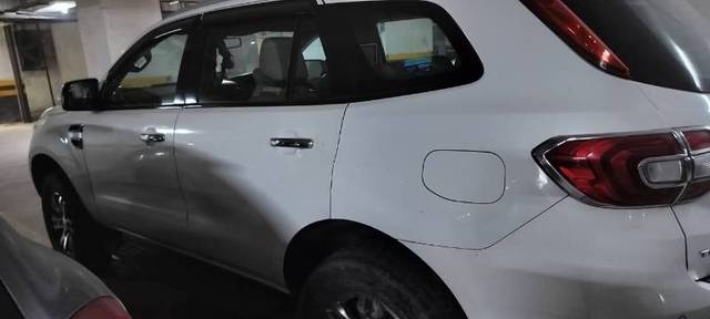 https://images10.gaadi.com/usedgaadi-sellcar/UsedCar/e5e1eb34a/9927b876-e6df-4082-933f-aae6f8b580f3.jpeg?imwidth=6401