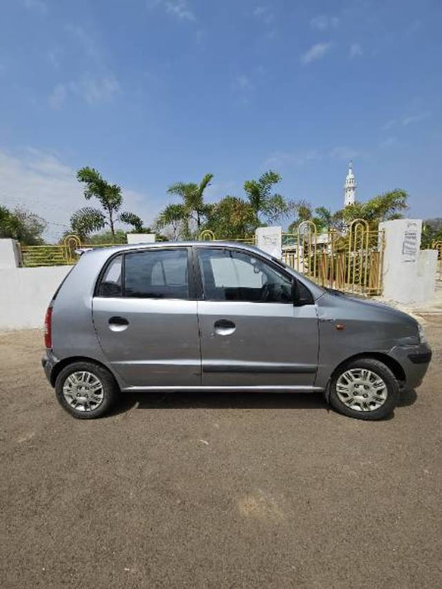 https://images10.gaadi.com/usedgaadi-sellcar/UsedCar/e5e2088aa/a4cd4f07-b53e-41fb-95c4-2b973256f620.jpg?imwidth=6401
