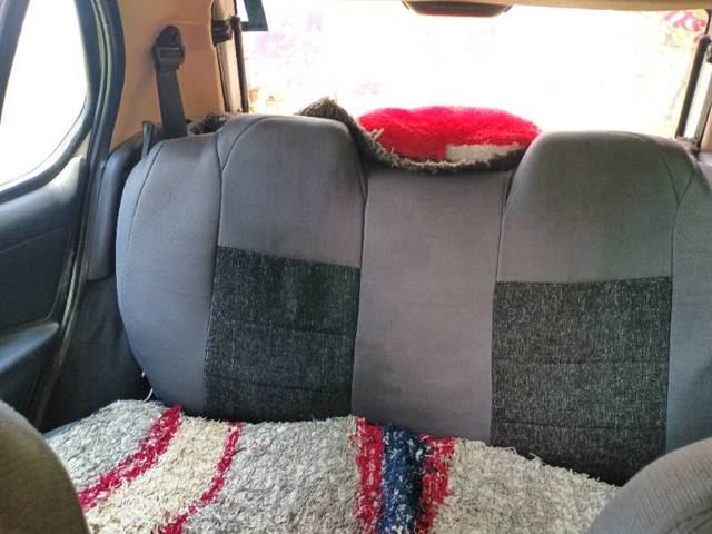 https://images10.gaadi.com/usedgaadi-sellcar/UsedCar/e5e2819da/0998d7e4-5bda-4edd-9280-9d4b30533601.jpg?imwidth=6401