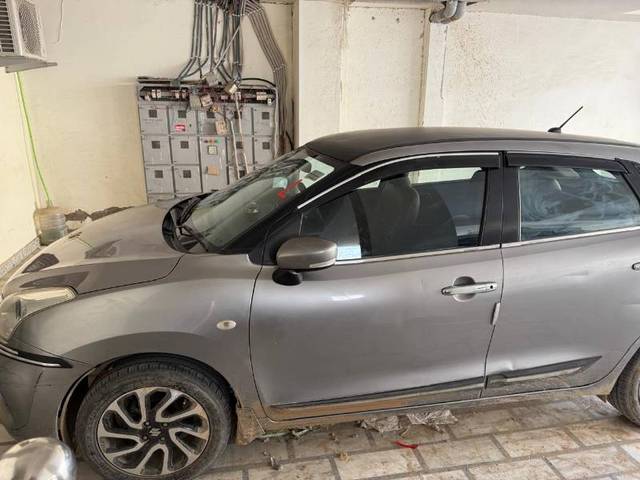 https://images10.gaadi.com/usedgaadi-sellcar/UsedCar/e5e2c47ba/23c352eb-cdf6-47a9-b61f-cbcd5f597428.jpg?imwidth=6400