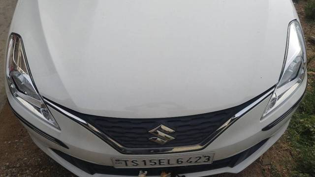 https://images10.gaadi.com/usedgaadi-sellcar/UsedCar/e5e2d7f4a/47375640-a5bc-4cfb-a90f-124c7718a104.jpg?imwidth=6402