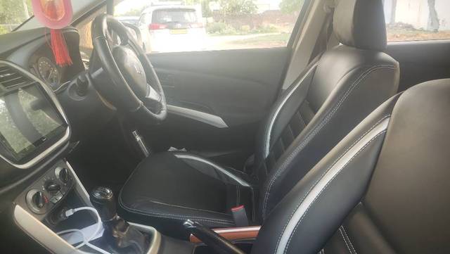 https://images10.gaadi.com/usedgaadi-sellcar/UsedCar/e5e2de31a/6536dfd6-80c9-425c-bf08-33f1f11921c2.jpg?imwidth=6401
