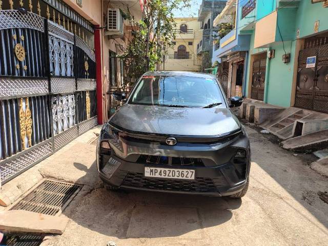 https://images10.gaadi.com/usedgaadi-sellcar/UsedCar/e5e31aada/1ddf9701-022d-42e6-b10d-db4a462445ec.jpg?imwidth=6400