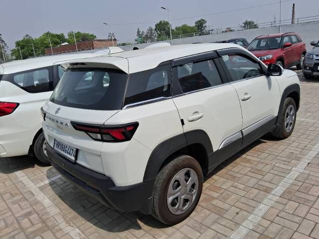 https://images10.gaadi.com/usedgaadi-sellcar/UsedCar/e5e38e6ca/7d119590-8c47-4ec0-9fa5-8e9566624adf.jpg?imwidth=6401