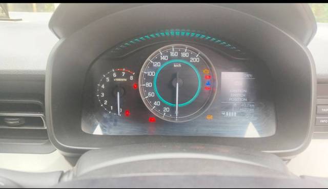 https://images10.gaadi.com/usedgaadi-sellcar/UsedCar/e5e41562a/d7c6c371-8874-4bdb-a85a-1fd9efd8e57e.jpg?imwidth=6401