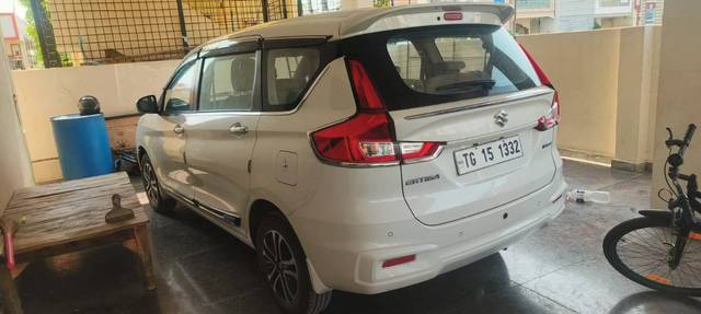 https://images10.gaadi.com/usedgaadi-sellcar/UsedCar/e5e46154a/4e26d5ad-d7ac-451e-b5f5-dbc9c33bde33.jpg?imwidth=6401