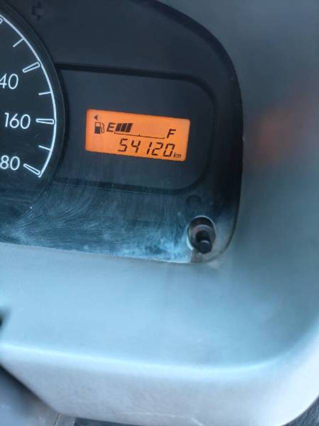 https://images10.gaadi.com/usedgaadi-sellcar/UsedCar/e5e4ef55a/d8ca4832-12e8-47dc-a8fd-e3f893c528e0.jpg?imwidth=6401