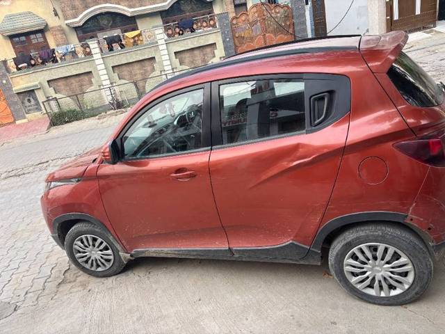 https://images10.gaadi.com/usedgaadi-sellcar/UsedCar/e5e58c13a/0ab5049f-57db-4c47-8e67-d48cb89d4fe9.jpeg?imwidth=6401