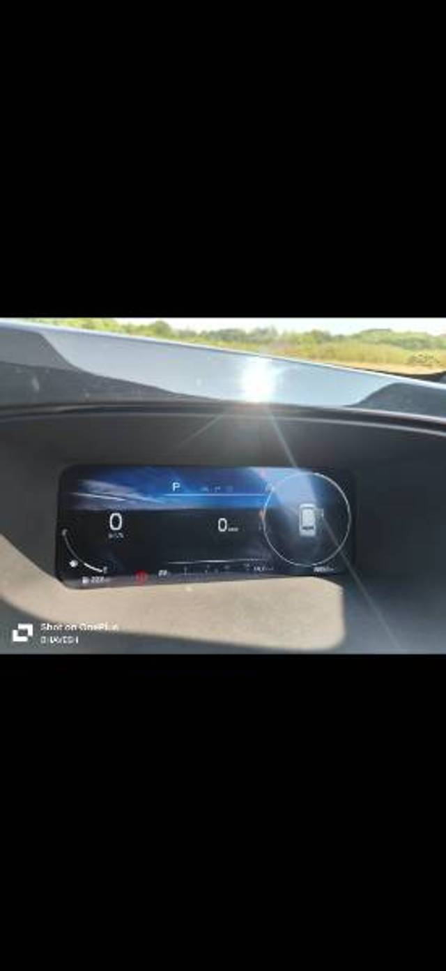 https://images10.gaadi.com/usedgaadi-sellcar/UsedCar/e5e58d11a/9100d252-5b58-4e79-a665-e1cd3cfc1cb3.jpg?imwidth=6401