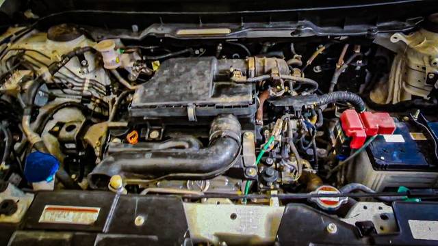 https://images10.gaadi.com/usedgaadi-sellcar/UsedCar/e5e635aaa/a7f4ef6c-7f94-4e13-9217-1c4bea773dd3.jpeg?imwidth=6401